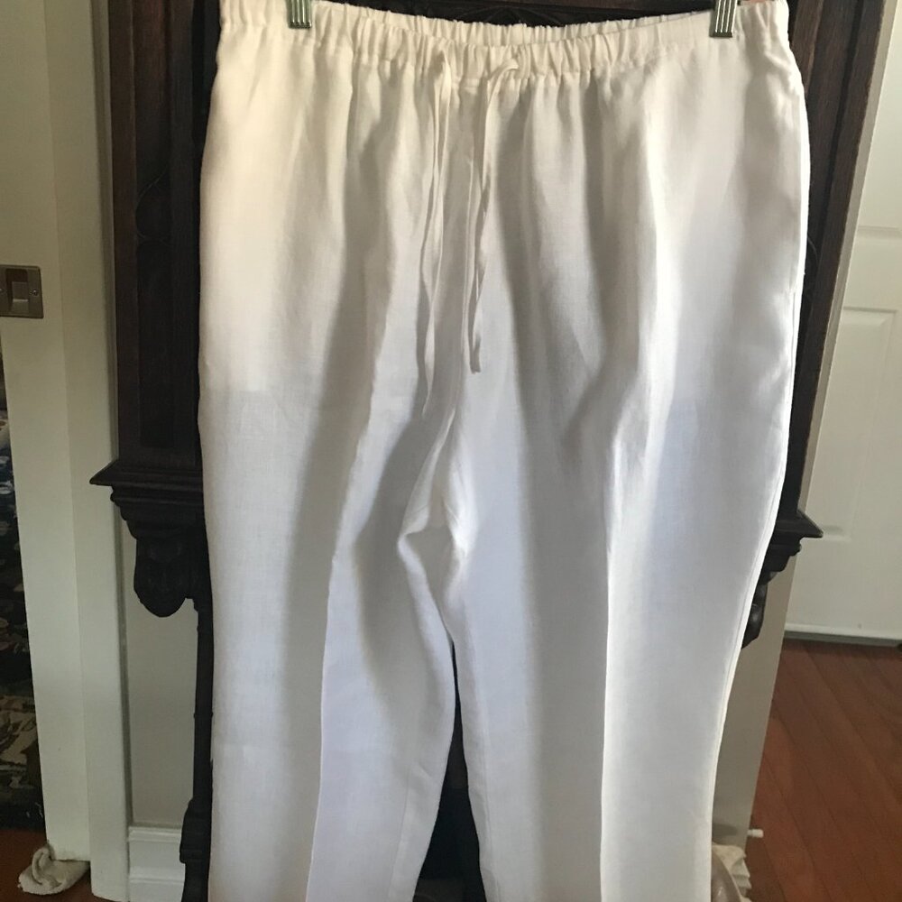 SILHOUETTES: WHITE LINEN CAPRIS SIZE 1XP - Picture 2 of 2